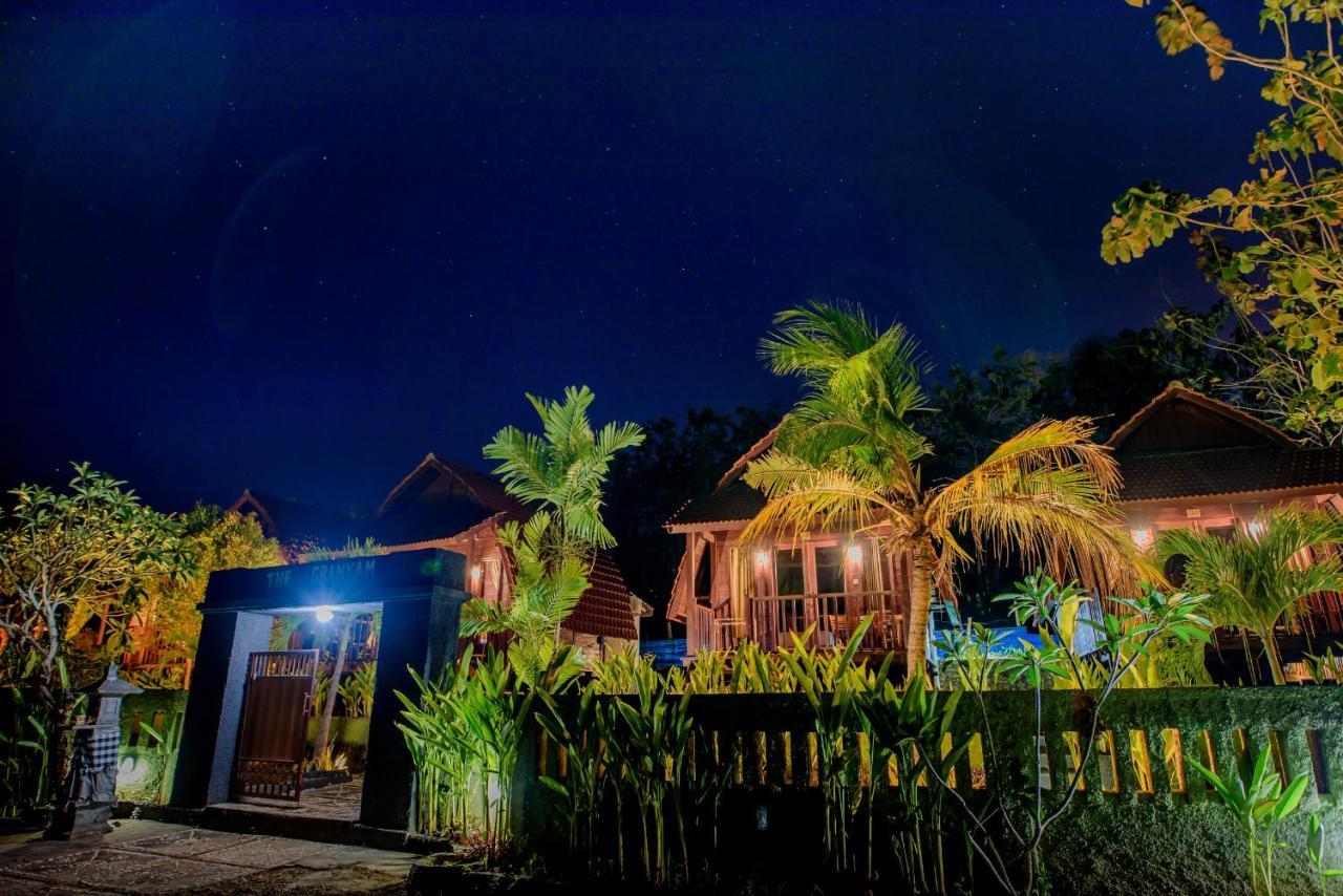 The Granyam Garden Cottage Batununggul Exterior foto